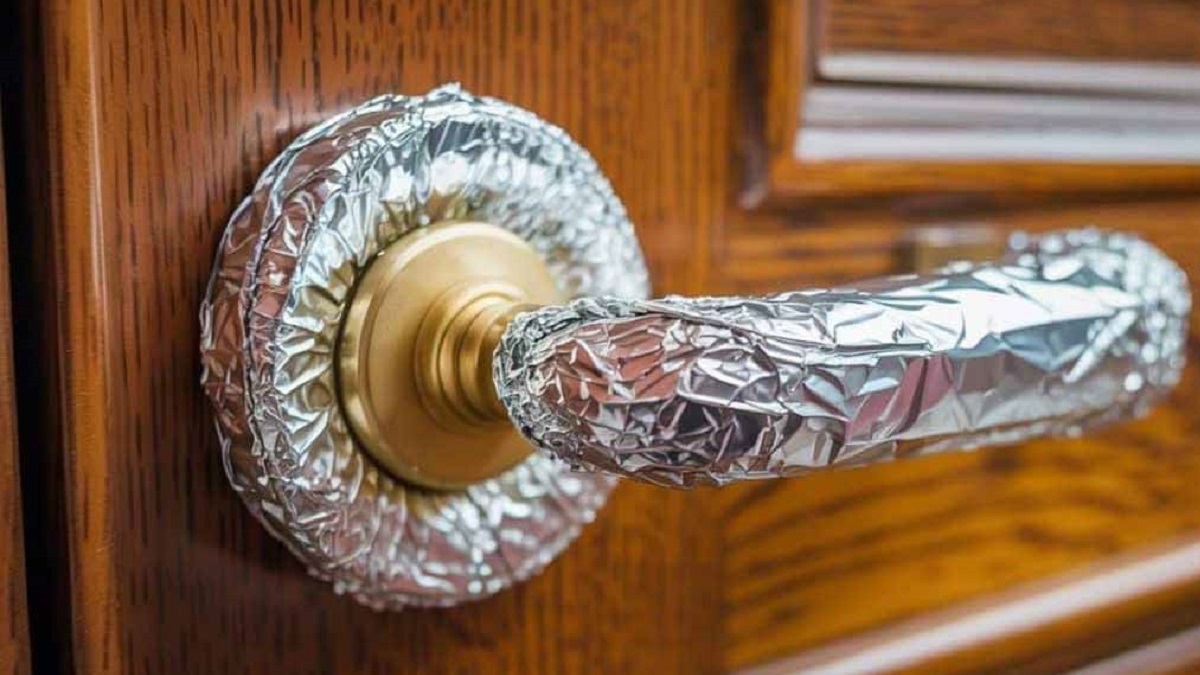 Waarom ervaren klussers deurklinken met aluminiumfolie omwikkelen